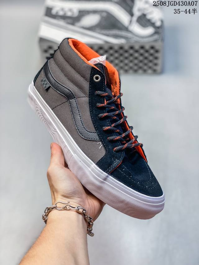 Vans 范斯Sk8-Mid男鞋 Spitfire 小火人联名款复古专业滑板鞋 35-44 36.5 38.5 40.5 42.5 08Jgd430A07