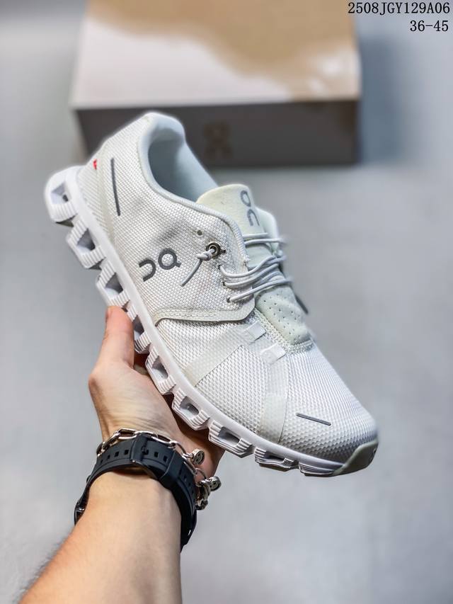 On昂跑 Cloud 6 2025 春夏新品男款休闲运动鞋 尺码：如图 编码：08Jgy129A06