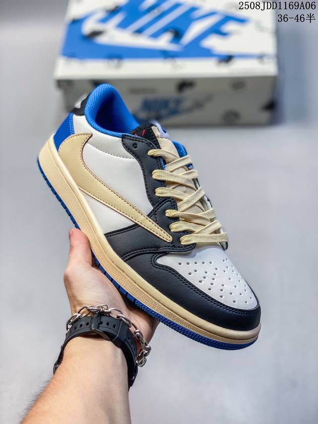 Travis Scott X Fragment Design X Jordan Air Jordan 1 Low Og Sp 倒钩2.0 三方联名闪电 低帮 篮