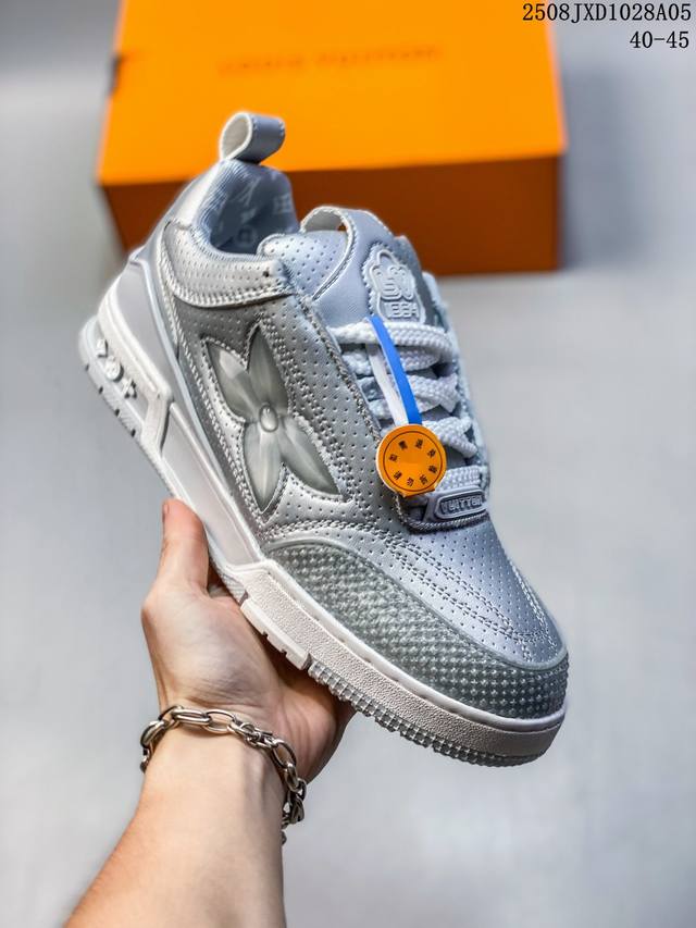 全新 Sneaker Lo 公司级路易威登板鞋 一代 格子 官方一比一版本 新款 Lv Tyler X Louis Vuitton Trainer 圆头系带 低