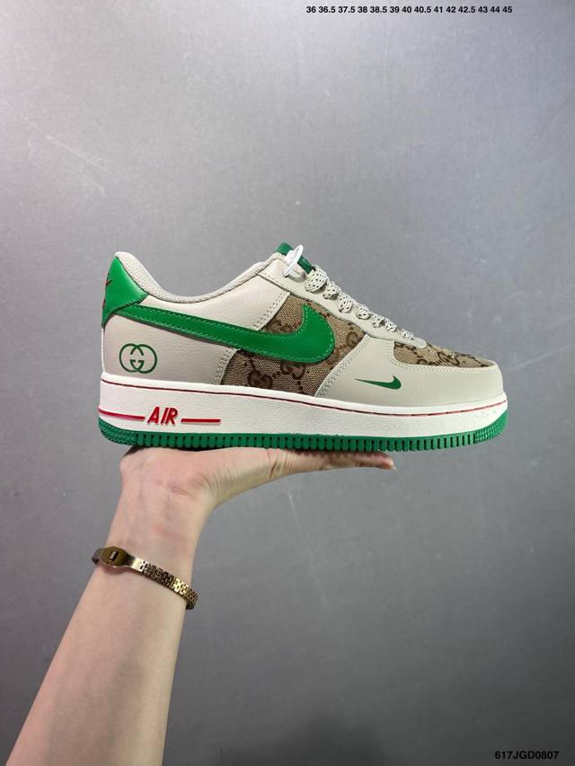 Nike Air Force 1 Low’07 空军一号低帮休闲板鞋 定制皮料 原楦原纸板 纯正空军版型 内置全掌气垫 货号：男 Cw2288-114 女 Dd
