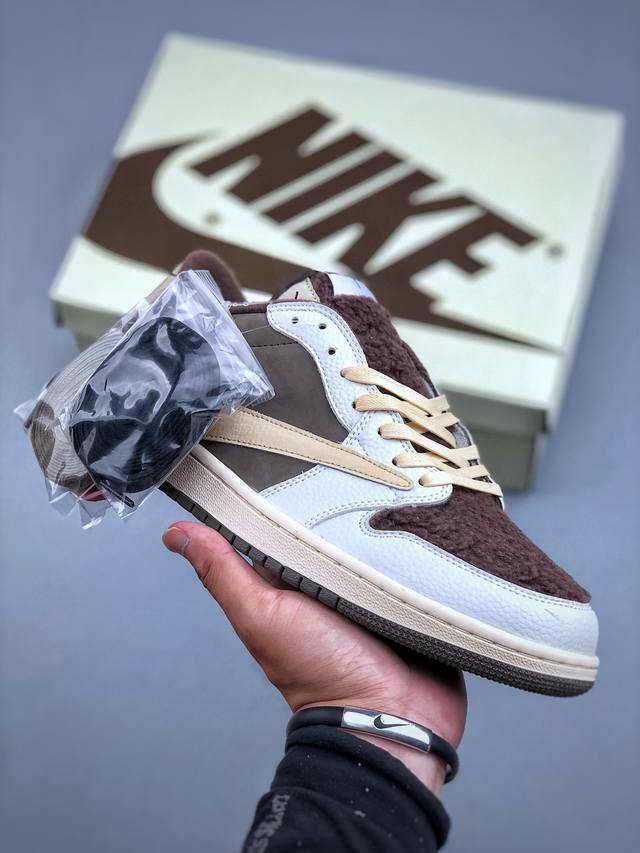 Nike Air Jordan 1 X Travis Scott Aj1倒勾 乔一倒钩 ‘Diy’定制 耐克 低帮文化篮球鞋 完美品质出货 细节如图所示 鞋面切