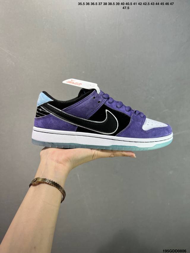 核心私 公司级Nike Sb Dunk Low ”Court Purple“ 联名款 低帮休闲板鞋 Hj0513-500 #鞋身采用磨砂皮革与光面皮革的白、紫、