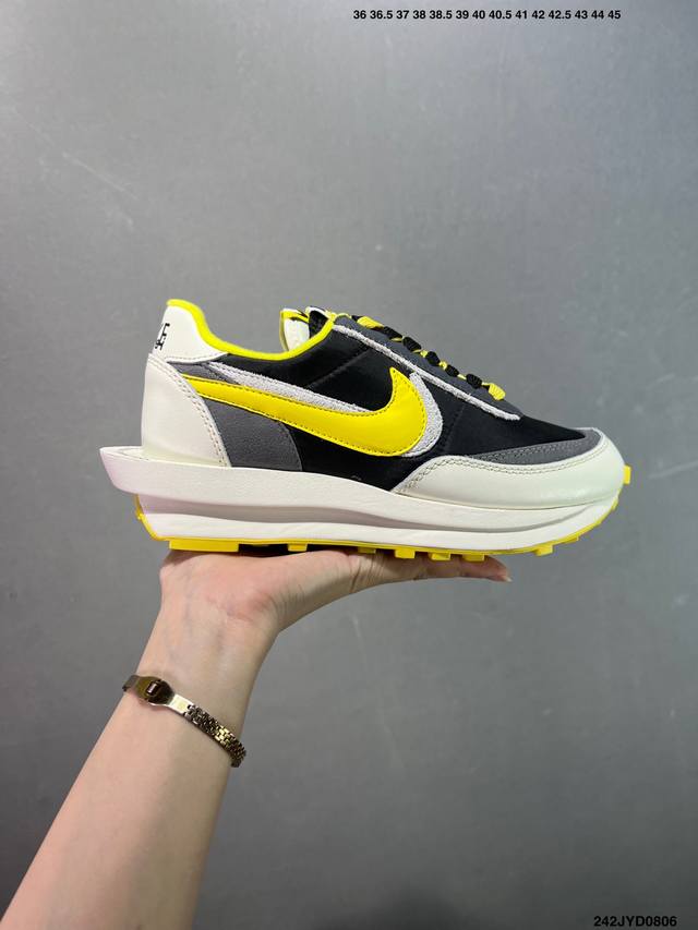 真标Sacai X Nike Ldwaffle 耐克华夫 黑白解构 三方联名 运动休闲鞋男女同款 这次最新的Sacai 鞋款Pegasusm和Vaporflyt