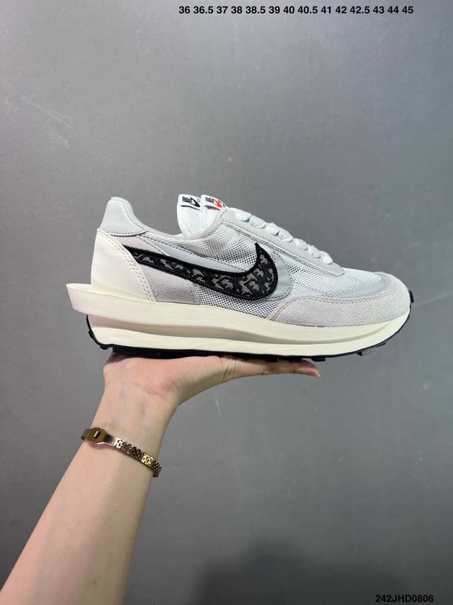 真标Sacai X Nike Ldwaffle 耐克华夫2.0 黑白解构 三方联名 运动休闲鞋男女同款 这次最新的Sacai 2.0鞋款Pegasusm和Vap