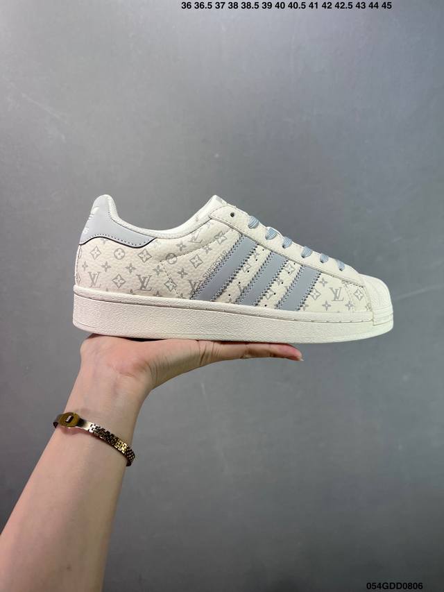 核心私 公司级Adidas Originals Gazelle Indoor 三叶草休闲防滑耐磨低帮板鞋 纯原版本 鞋头出色设计 塑就出众贴合感 稳固的后跟贴合