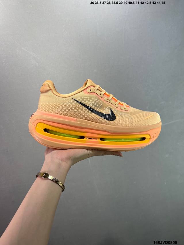 原 公司级Nike Vomero Premium 耐克 舒适减震防滑 低帮跑步鞋 全掌Reactx泡绵中底 前掌和后跟还配备了Air Zoom气垫单元 据说跑起