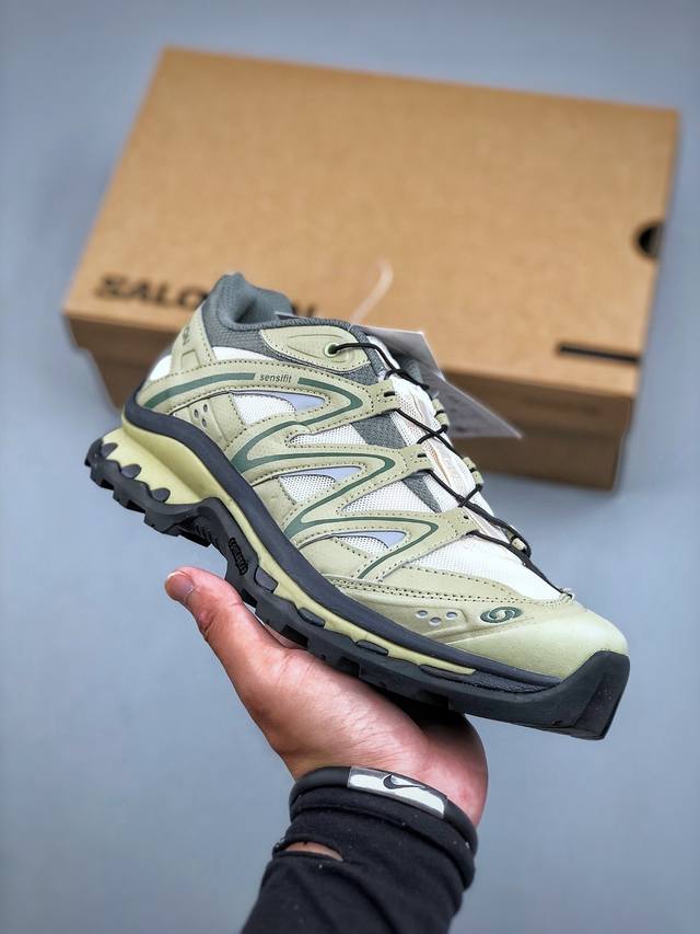 福利特价 Salomon萨洛蒙 Xt-Quest 探索者系列户外越野跑鞋鞋面采用Sensifit贴合技术 全方位贴合包裹脚型 鞋跟部鞋底牵引设计 提供强大的抓地
