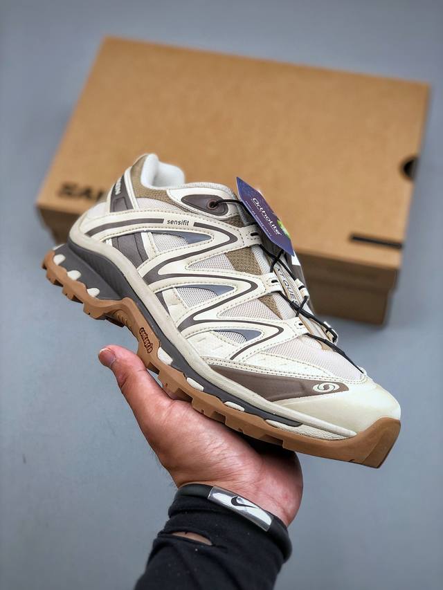 福利特价 Salomon萨洛蒙 Xt-Quest 探索者系列户外越野跑鞋鞋面采用Sensifit贴合技术 全方位贴合包裹脚型 鞋跟部鞋底牵引设计 提供强大的抓地