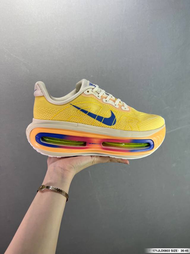 公司级Nike Air Zoom Zoom Premium 耐克网面厚底气垫跑鞋 Fn8453-011 尺码：36 37.5 38 39 40 41 42 43