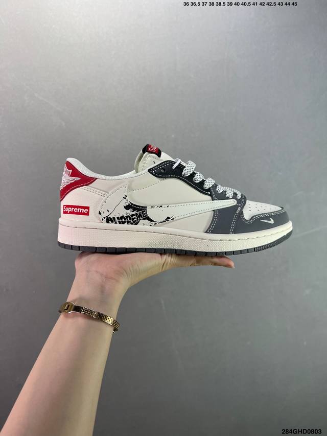 公司级The North Face X Air Jordan 1 Low 此款主张打破传统的工业化流水线设计限制，以Made By Ideas的超级创意为理念，