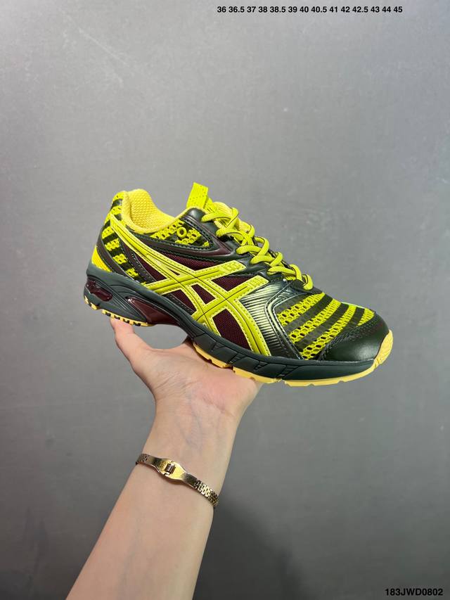 公司级Asics亚瑟士新款Gel-Ds Trainer 14情侣运动鞋时尚复古运动休闲鞋 整体色调采用了米色和绿色等大地色系，宛如将澳大利亚的自然风光浓缩于鞋身