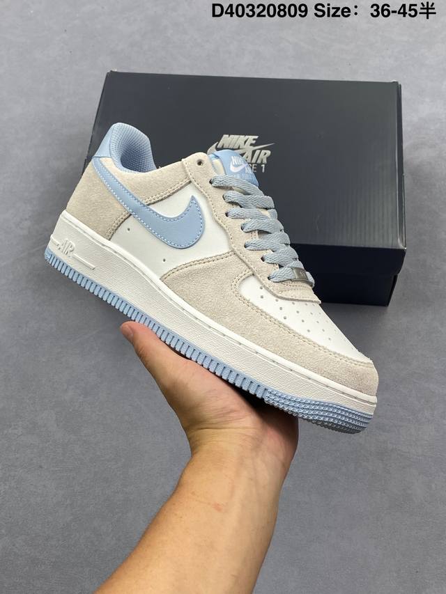 简介：公司级耐克 Nike Air Force 1 Low 空军一号 低帮百搭休闲运动板鞋。柔软、弹性十足的缓震性能和出色的中底设计，横跨复古与现代的外型结合，