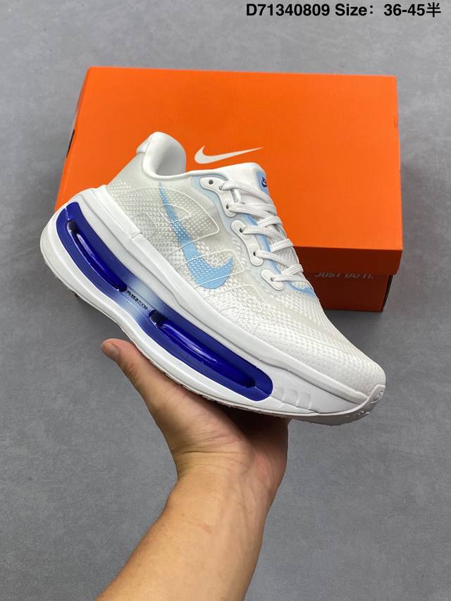 公司级Nike Vomero Premium 耐克 舒适减震防滑 低帮跑步鞋 全掌Reactx泡绵中底 前掌和后跟还配备了Air Zoom气垫单元 据说跑起来更