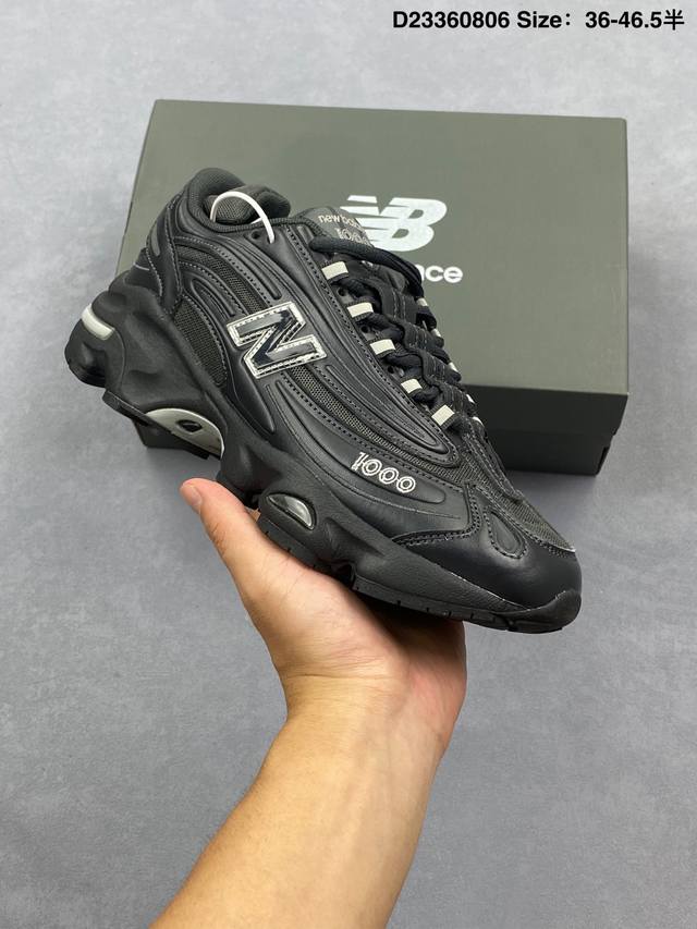 新百伦New Balance 1000 系列低帮复古老爹风休闲运动跑步鞋 New Balance 在不同配色上其鞋面材质呈现不同感觉，无论是运动风抑或是高级质感