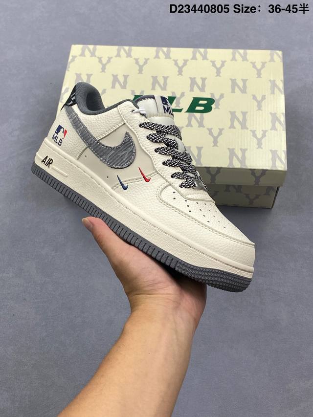 公司级 耐克 Nike Air Force 1 '07 Low 空军一号含气垫 小白鞋 2025年 低帮百搭厚底增高休闲运动板鞋。柔软、弹性十足的缓震性能和出色