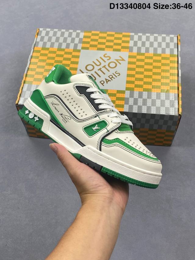 真标Louis Vuitton Trainer Sneaker Low 全新 Lv 路易威登 休闲运动文化百搭板鞋 Size:36～46 D13340804