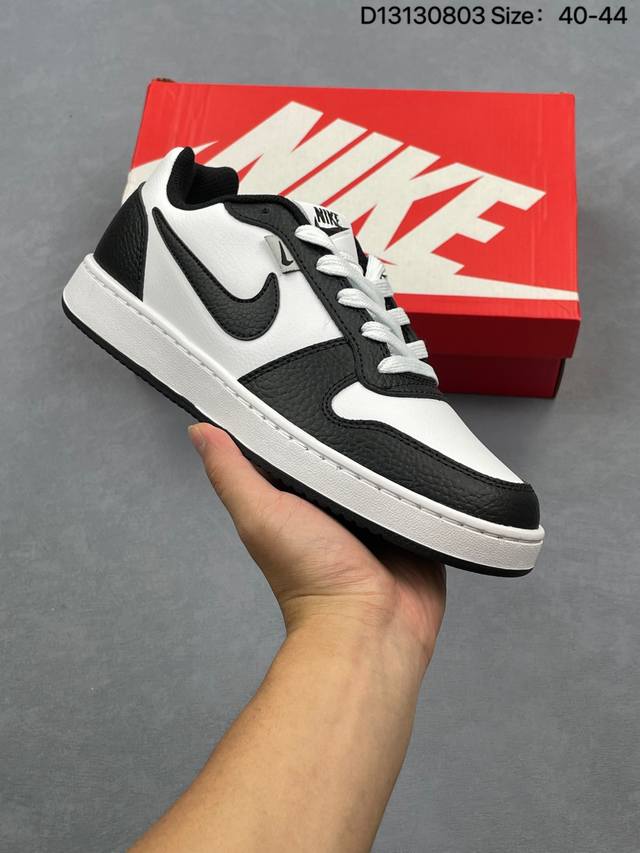 真标Nike Ebernon Low 低帮百搭 透气休闲运动板鞋 兼顾舒适脚感和出众风范 演绎匠心之作 结构性的支撑贴合感结合复古篮球设计 货号:Aq1774-