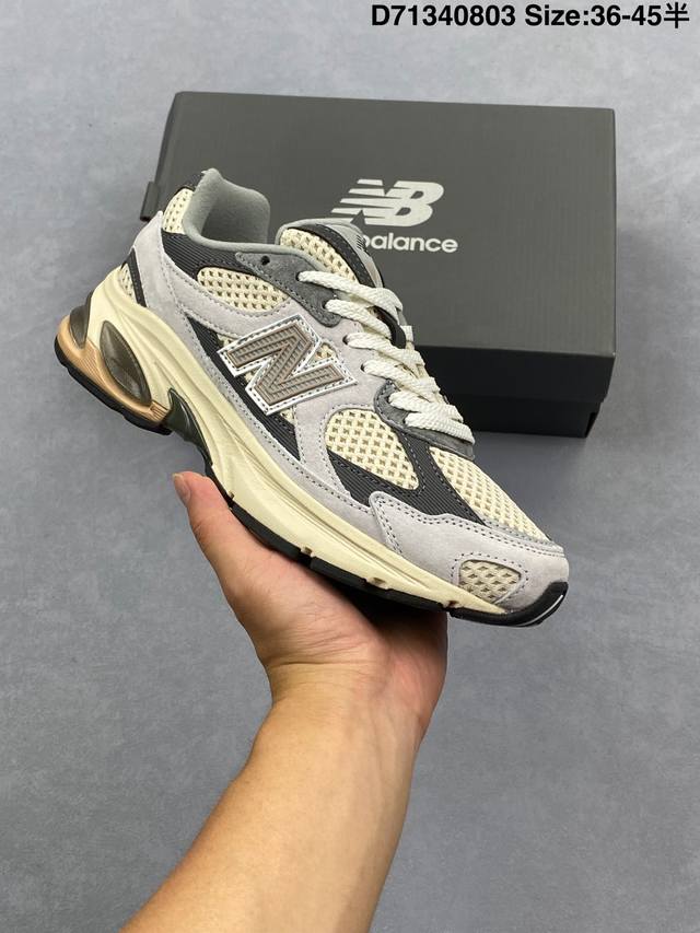 New Balance M2010系列 新百伦 复古老爹风网布跑步休闲运动鞋 新百伦经典配色 沿袭了面世之初的经典科技 以Encap中底配以升级版 N-Ergy