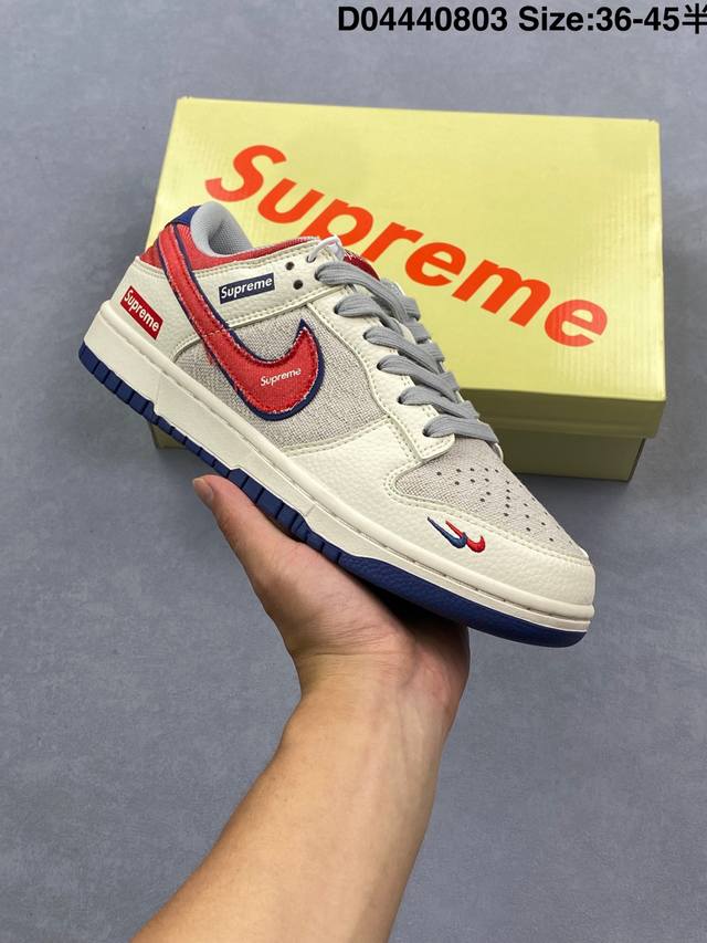 耐克Nike Sb Dunk Low 扣篮系列 复古低帮休闲运动滑板板鞋。采用脚感柔软舒适Zoomair气垫，有效吸收滑板等极限运动在落地时带来的冲击力，为街头