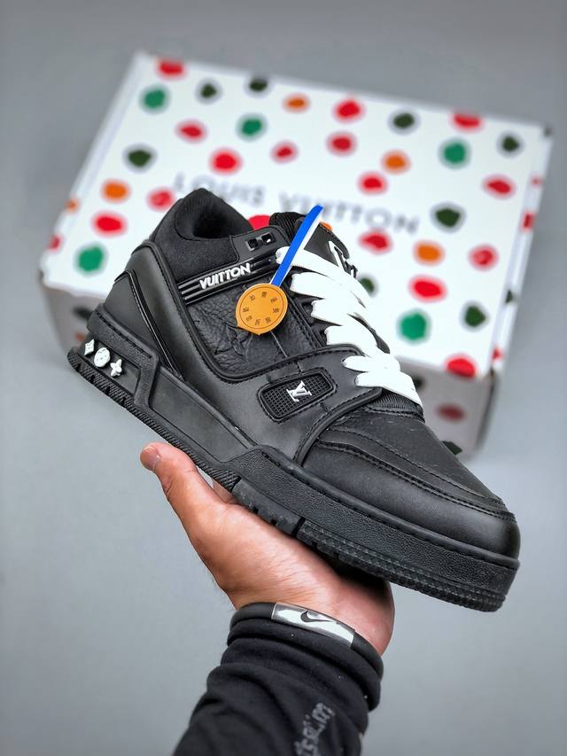 性价比C版 Lv路易威登Louis Vuitton Trail Sneaker Low 休闲运动文化百搭篮球板鞋 尺码：36-45 半