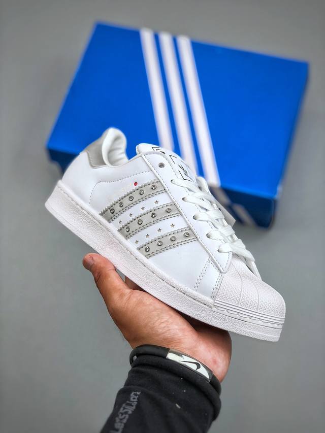 Adidas Superstar Ii Jr4505 贝壳头休闲板鞋 货号：Jr4505 尺码：35-40 半