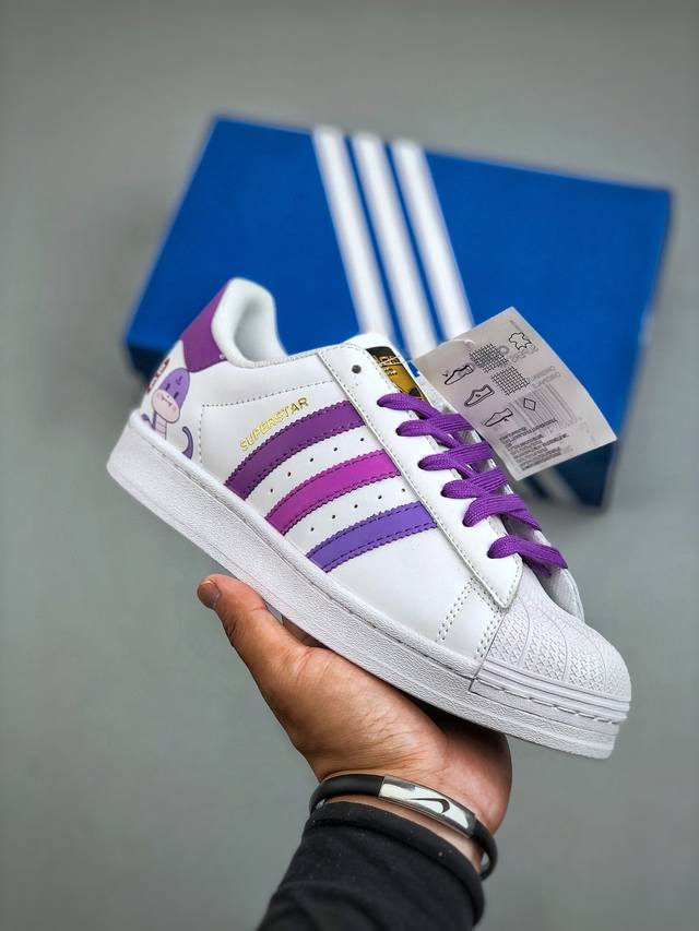 Adidas Superstar 贝壳头休闲板鞋 货号：Eg4958 尺码：35-44 半