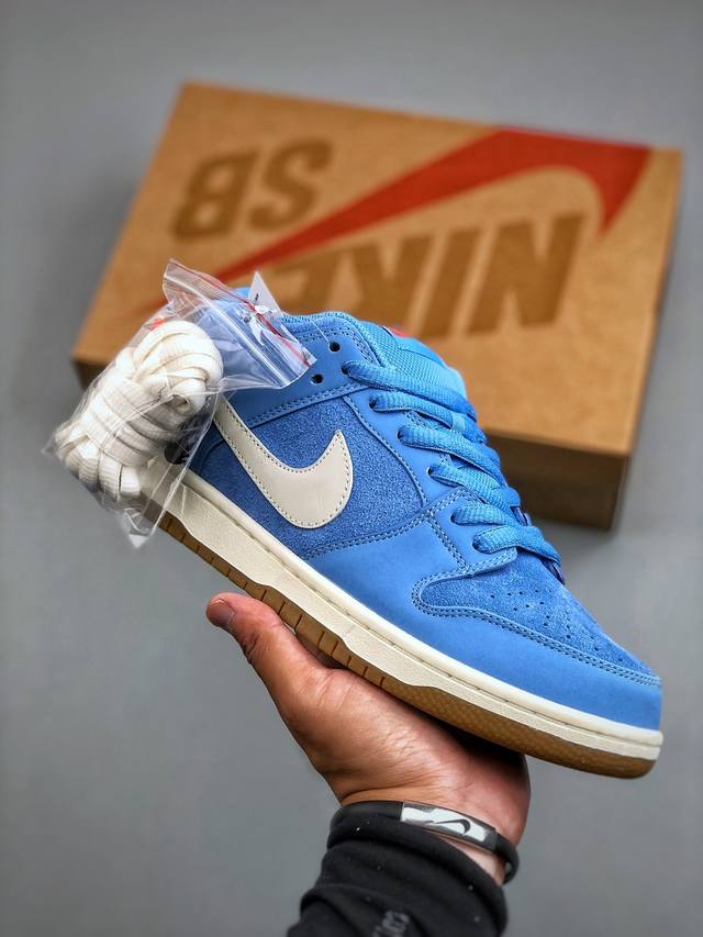 S版 Nike Sb Dunk Low Pro 独家版型蒸餾加工帶來的是更好的视觉和脚感体验 超高清洁度 皮料切割干净无任何毛边 细节完美 货号：Fj1674