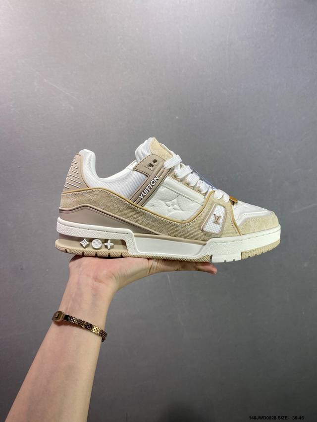 公司级路易威登 Louis Vuitton Lv路易威登板鞋 新款 Lv Trainer最新配色运动鞋 L家 篮球鞋风格运动鞋 该鞋由艺术总监 Virgil A
