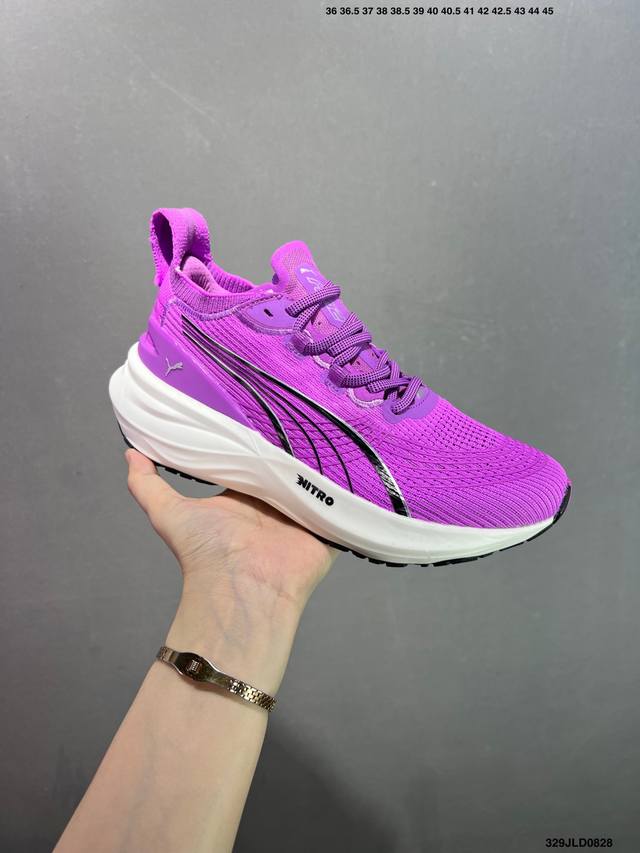 公司级Puma Deviate Nitro 3 轻量跑鞋 公司级Puma Deviate Nitro 3 舒适防滑耐磨 低帮 休闲跑步鞋 男女款黑白色 货号：3