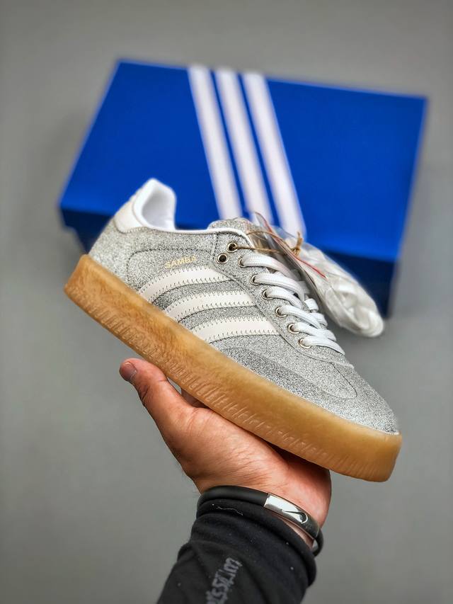 Adidas Samba W 阿迪三叶草休闲板鞋货号 Ji1348 尺码：36-41 半