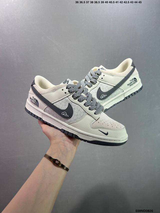 特价Nk Dunk Low Retro “Diy高端定制” 低帮休闲运动板鞋 原装头层材料 用料绝不含糊 独家版型蒸餾加工帶來的是更好的视觉和脚感体验 清洁度