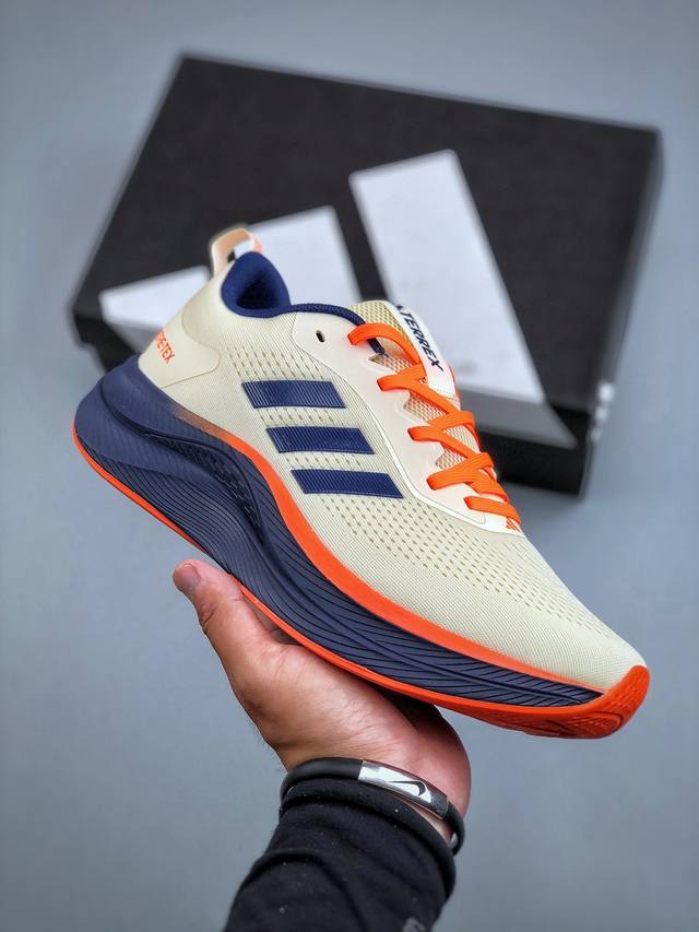 Adidas Terrex Gore-Tex 阿迪达斯 系带缓震轻质舒适百搭运动鞋 货号:D68978尺码：36-45