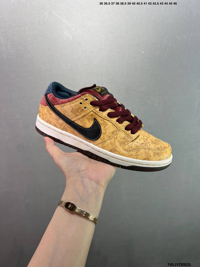 公司级Nk Sb Dunk Low Pro Prm 丹宁刺绣 黑蓝 原装头层材料 用料绝不含糊 独家版型蒸餾加工帶來的是更好的视觉和脚感体验 清洁度 电绣工艺