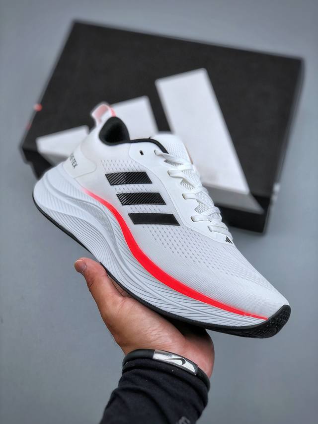 Adidas Terrex Gore-Tex 阿迪达斯 系带缓震轻质舒适百搭运动鞋 货号:D68977 尺码：36-45