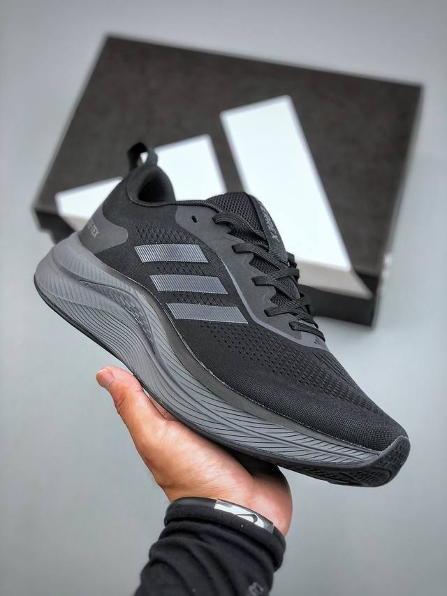 Adidas Terrex Gore-Tex 阿迪达斯 系带缓震轻质舒适百搭运动鞋 货号:D68972 尺码：40-45