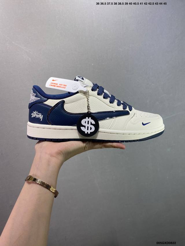 公司级Air Jordan 1 Low Og 高端定制 斯图西米白绿倒钩 大厂纯原工艺 原楦原纸板 原厂头层皮料 铸造最完美鞋型 一眼区别任何市售土肥圆版本 中