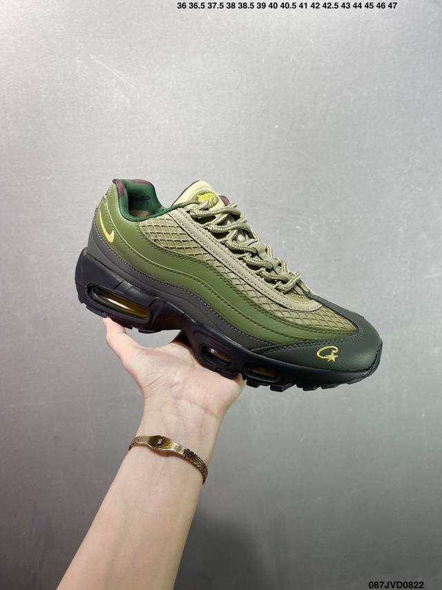 公司级Air Max 95 97 Ducks Of A Feather Storm 全掌气垫运动鞋 拼接设计鞋口饰有双提鞋环正面系带 标志性 Swoosh 细节