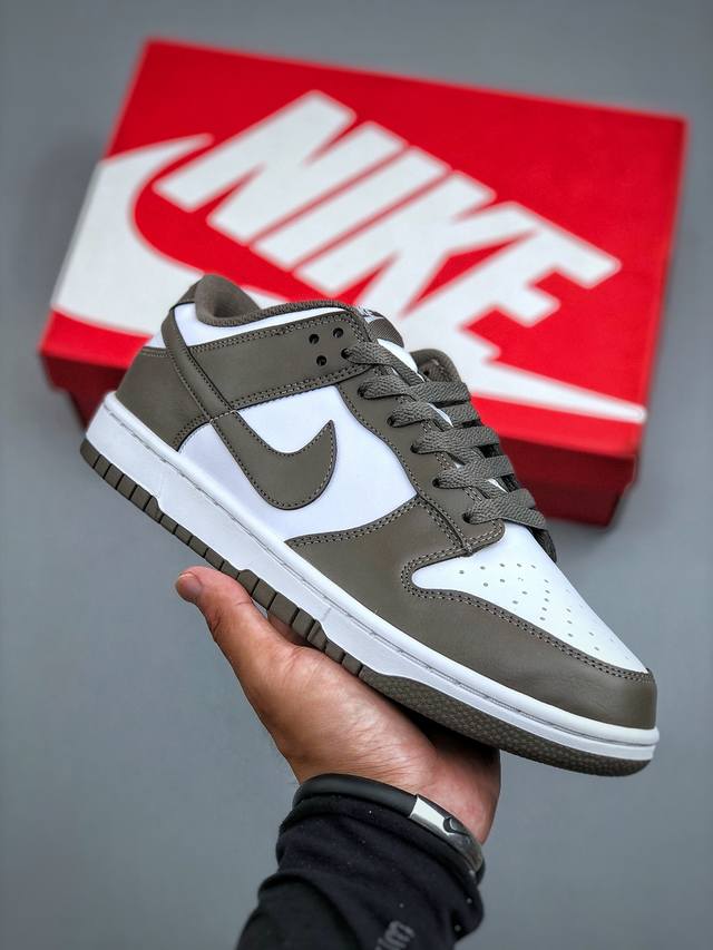 S版 Nike Dunk Low 岩石灰 大厂出品 极力推荐原装头层材料 独家版型蒸餾加工帶來的是更好的视觉和脚感体验大厂纯原品质出货 清洁度 电绣工艺 皮料切