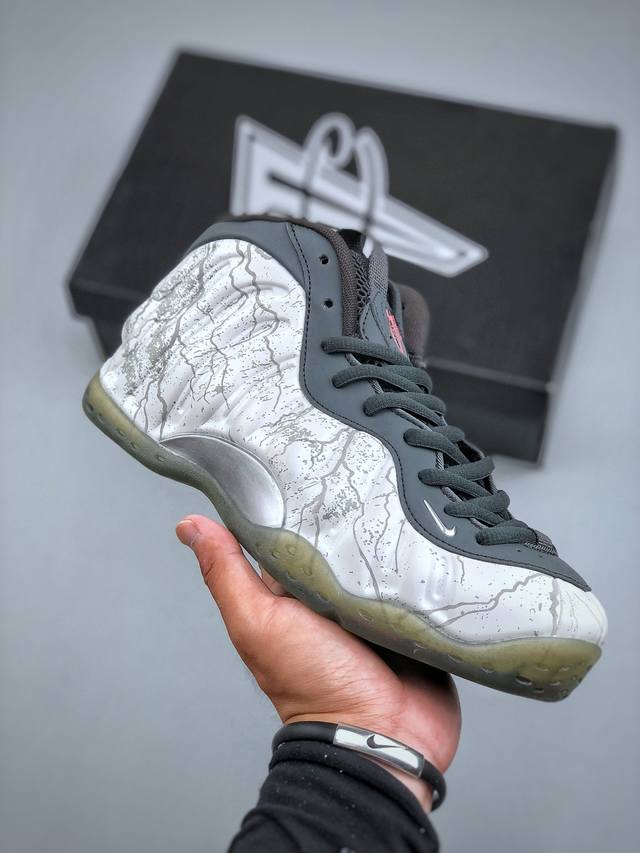 Nike Air Foamposite One喷泡 中帮 复古篮球鞋 男款 纯胶透明橡胶大底超强止滑 原楦纸板开发 鞋身流线型 原厂高强度抗扭定型后跟 内置高强