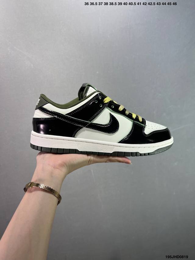 Nike Dunk Sb Low 全新配色 定制Dunk Sb顾名思义，具有经典的Dunk血缘，又注入了更多的时尚元素。相较于普通的Dunk滑板鞋，改良版的Du