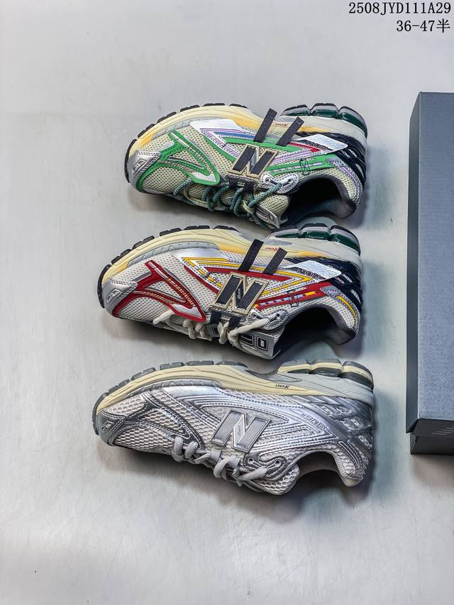 公司级New Balance M1906系列复古单品宝藏老爹鞋款 公司级版本复古元素叠加 质感超级棒 楦版型材料细节做工精细 作为Nb最经典的档案鞋型之一 与