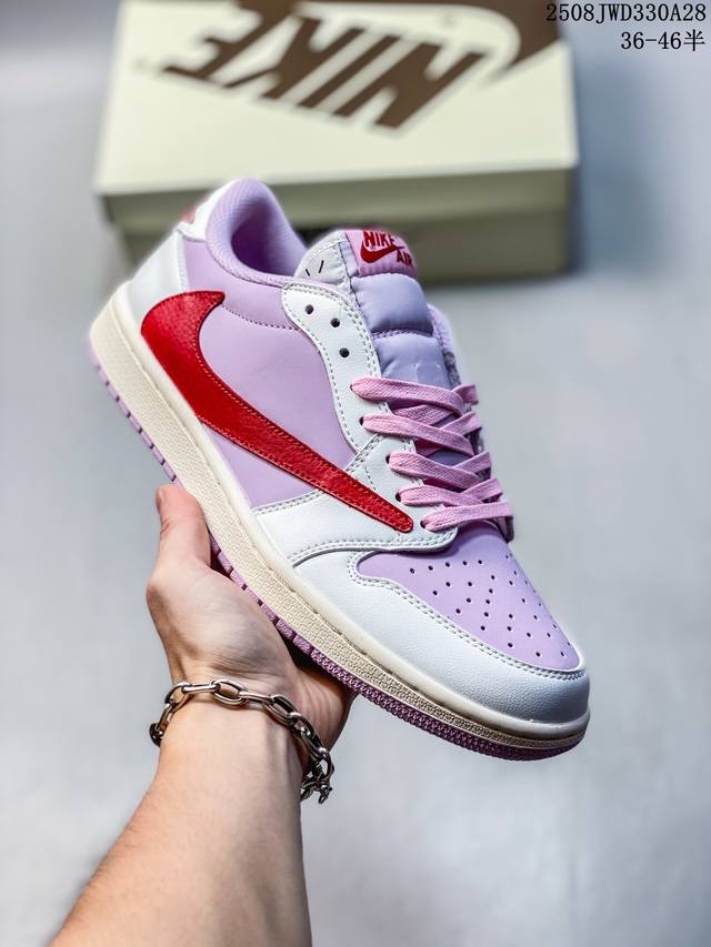 公司级Nike Air Jordan 1 X Travis Scott Aj1倒勾 乔一倒钩 耐克 低帮文化篮球鞋 完美品质出货 细节如图所示 鞋面切割工整 冲