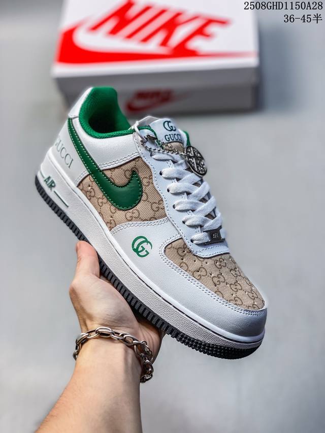 海外爆款限量发售！Travis Scott X Fragment Design X Jordan Air Jordan 1 Low Og Sp “斯图西联名 白