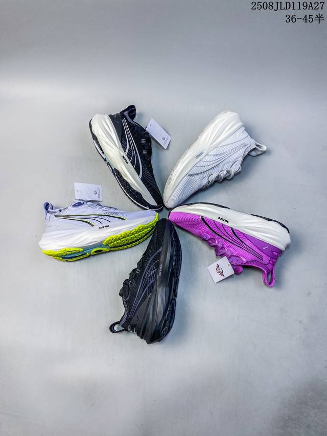 公司级Puma Deviate Nitro 3 轻量跑鞋 公司级Puma Deviate Nitro 3 舒适防滑耐磨 低帮 休闲跑步鞋 男女款黑白色 货号：3