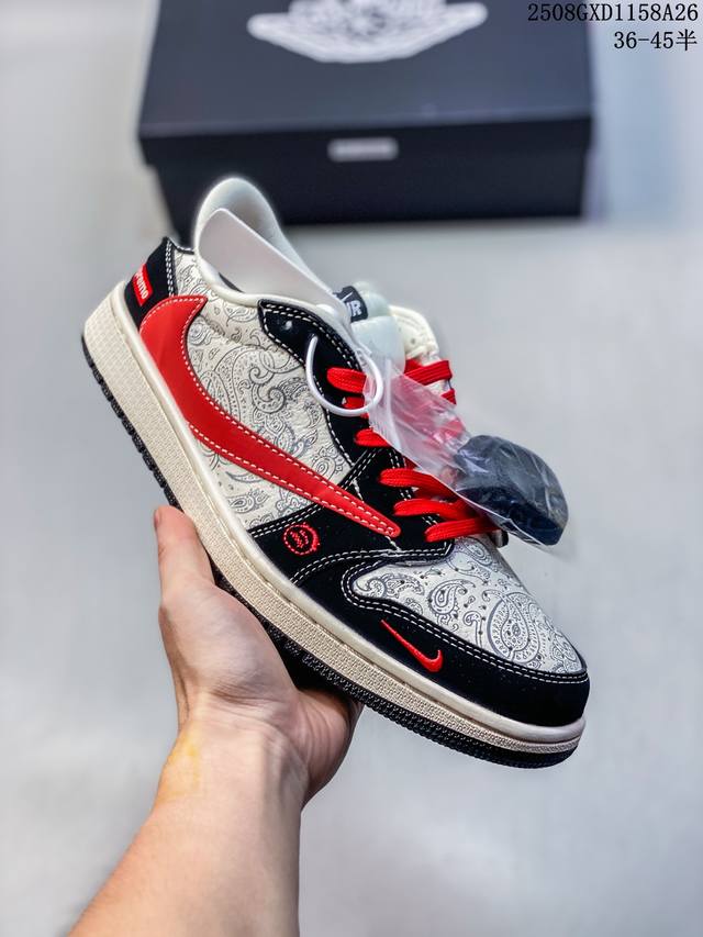 海外爆款限量发售！Travis Scott X Fragment Design X Jordan Air Jordan 1 Low Og Sp “Supreme