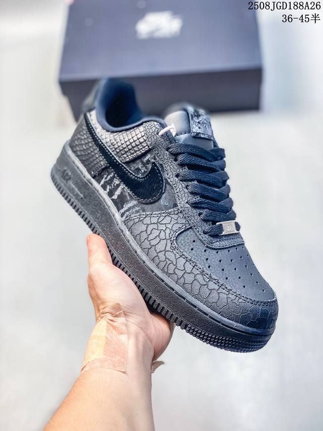 海外限量发售！公司级Nike Air Force 1 '07 Low 空军一号 低帮 运动鞋 休闲鞋 折边针车 工艺难度大 原楦头原纸板 原装鞋盒 定制五金配件