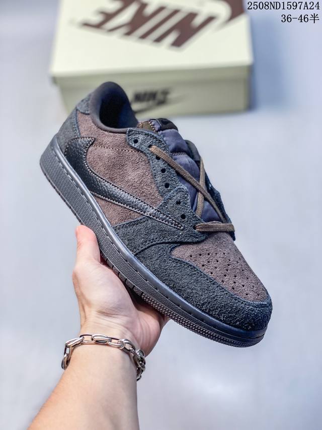 Travis Scott X Air Jordan 1 Low Velvet Brown 低帮 黑棕倒勾联名 Aj1 乔丹1代 Aj1 乔1 低邦 深咖色倒勾联