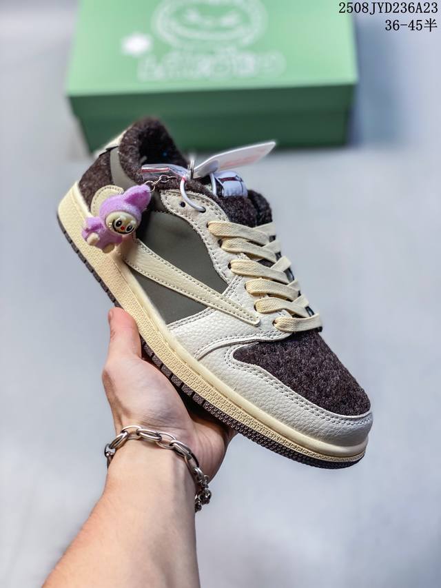 公司级Nike Air Jordan 1 X Travis Scott Aj1倒勾 乔一倒钩 ‘Diy’定制 耐克 低帮文化篮球鞋 完美品质出货 细节如图所示