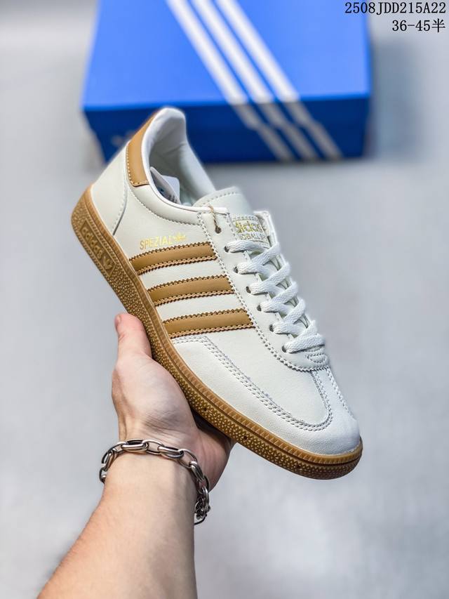 公司级Adidas Originals Samba Og 桑巴舞系列 阿迪达斯 三叶草 绅士德训足球风百搭低帮休闲运动板鞋 货号:Jr8841 尺码:35.5
